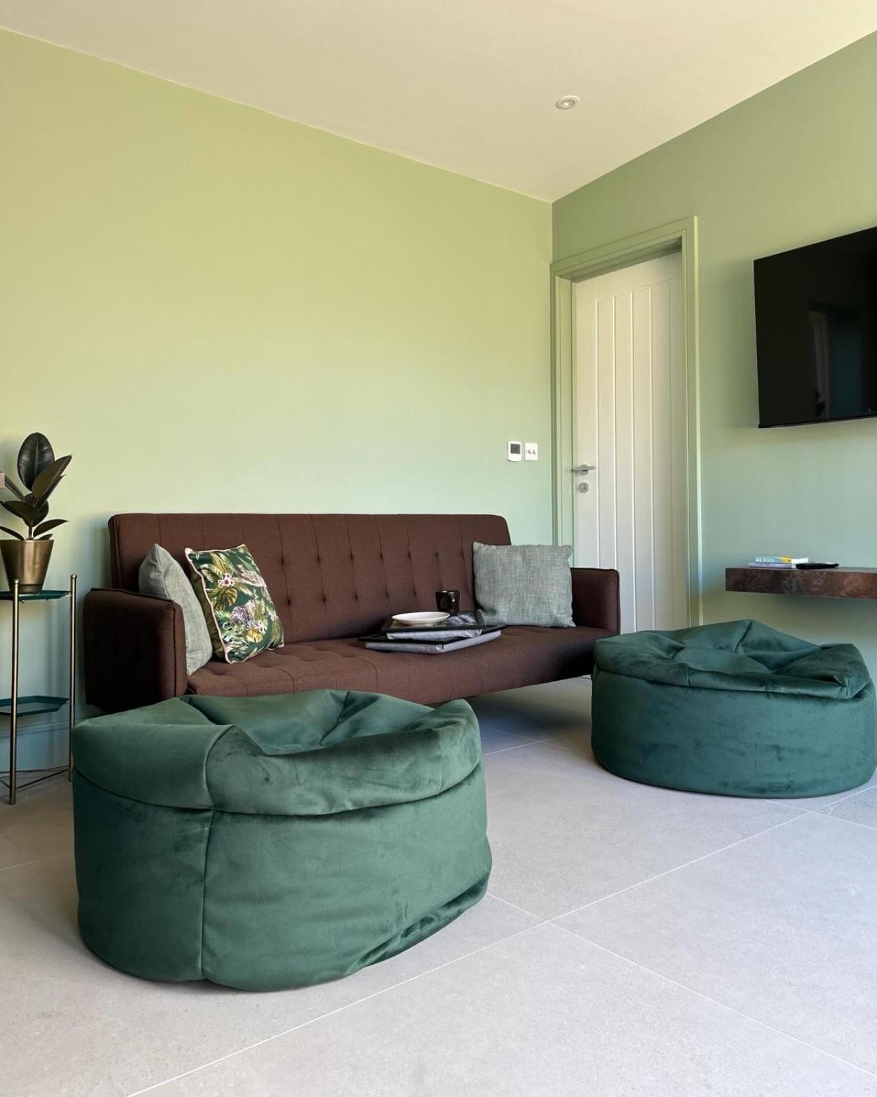 White Oaks Sussex Villa Twineham Ngoại thất bức ảnh